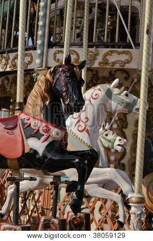 Merry-Go-Round Honfleur ฝรั่งเศส