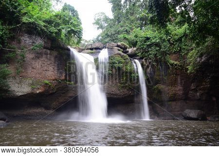 Haew Suwat Waterfall  (nam Tok  Haew Suwat)  Khao Yai National Park / Khorat Plateau, Nakhon Ratchas