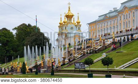 Petergof, Saint Petersburg, Russia - September 18, 2016: The Grand Cascade With Tserkovnyy Korpus Bo