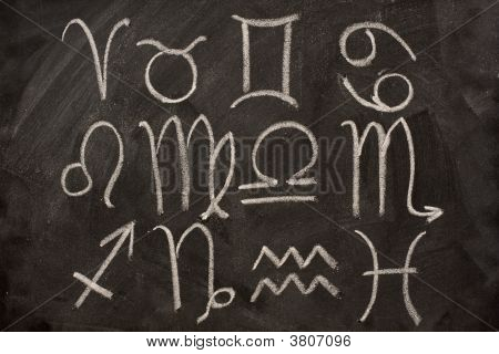 Zachodniej zodiaku symbole na tablicy
