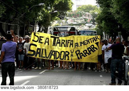 Salvador, Bahia / Brazil - January 7, 2015: Members Of The Tarifa Zero Movement Act Against The Incr