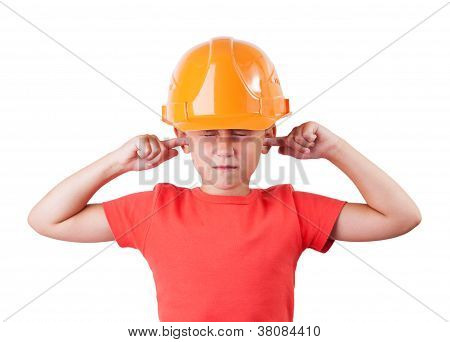 Petite fille dans un casque