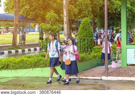 Kanchanaburi,thailand-july 2,2020:thai Students Wear Various Medical Masks To Prevent Themselves Fro