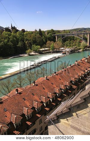 Kaupunkikuva ja Aare-River(Switzerland)