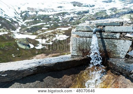 Rubinetto di acqua potabile