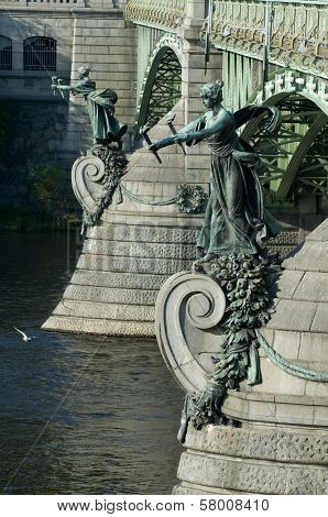 Prague - Chehuv Bridge