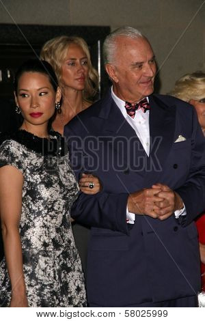 Lucy Liu and Manolo Blahnik  at the Rodeo Drive Walk of Style Award Gala. Rodeo Drive, Beverly Hills, CA. 09-25-08