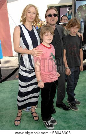 Tim Roth and family  at the World Premiere of 