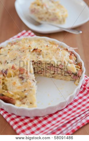 Creamy baked pasta with bacon and cheese