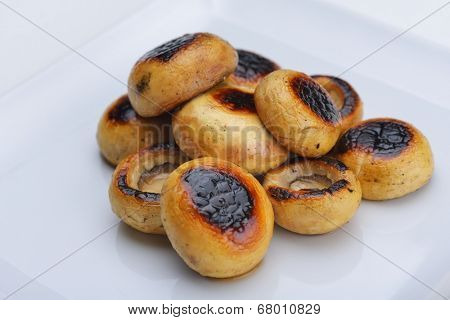 mashroom food vegetable grilled isolated on white background