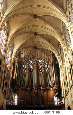 PARIS, FRANCE - NOV 11, 2012: Interior of Saint Severin church. The Church of St Severin is Catholic church in the Latin Quarter. It is one of the oldest churches on the Left Bank. 