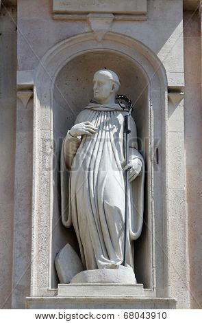 PARMA, ITALY - MAY 01,2014: Statue of saint, San Giovanni Evangelista is a church in Parma, northern Italy, part of a complex also including a Benedictine convent, Parma. Emilia-Romagna, May 01,2014. 