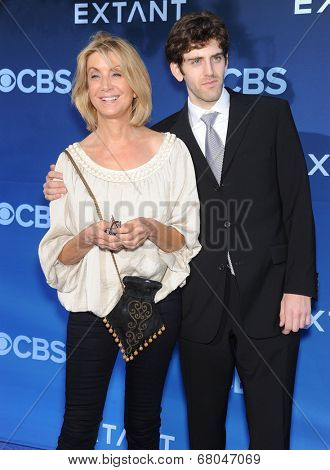 LOS ANGELES - JUN 06:  Jeannetta Arnette arrives to the 'Extant' Premiere Party  on June 06, 2014 in Los Angeles, CA                