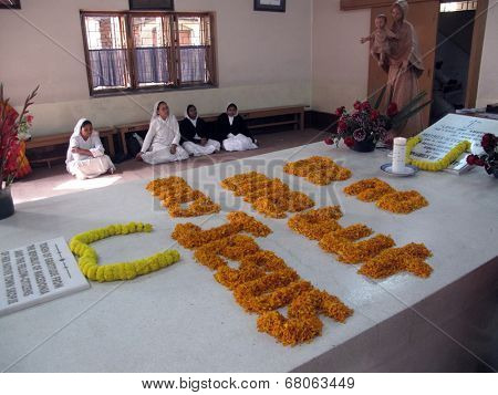 KOLKATA, INDIA - JAN 27, 2009: Tomb of Blessed Teresa of Calcutta, commonly known as Mother Teresa (26 Aug 1910-5 Sep 1997), was Catholic missionary who lived for most of her life in India