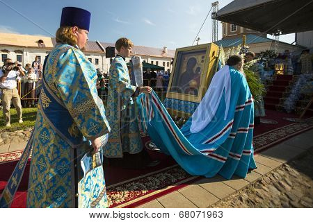 TIKHVIN, RUSSIA - JULY 9, 2014: Bishop and Tikhvin Lodeinopolskiy Mstislav celebrate Orthodox divine Liturgy on the occasion celebrations of the return of the Tikhvin icon of the Mother of God.