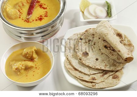 Indian Food: Kadhi with gatte and chapatti or roti.