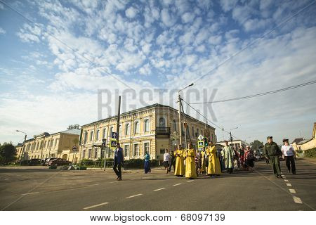 TIKHVIN, RUSSIA - JULY 9, 2014: Unidentified participants Orthodox Religious Procession on the occasion celebrations of the 10th anniversary of the return of the Tikhvin icon of the Mother of God.
