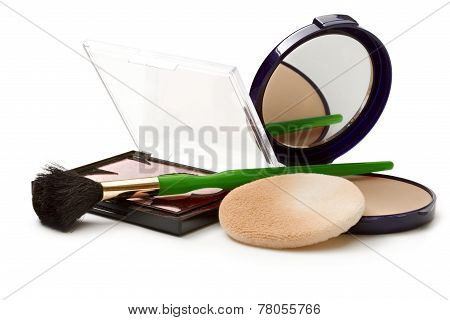 Make Up Powder In Box And Make Up Brush