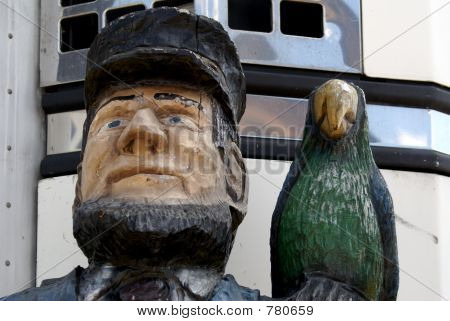 Kapitän und Papagei