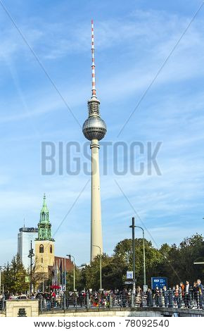The Fernsehturm (tv Tower) In Berlin, Germany