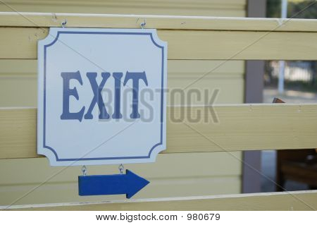 Exit_Dsc0495