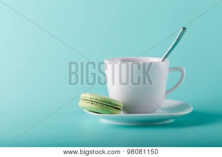 French cookie macaron