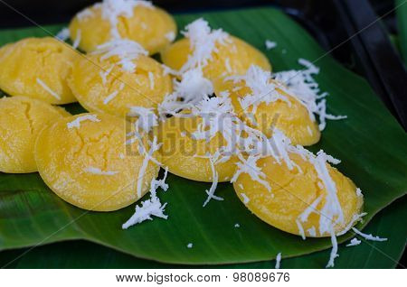 Toddy Palm Cake (thai Name Kanom Tarn), The Thai Toddy Palm Cake Sweet Taste Delicious