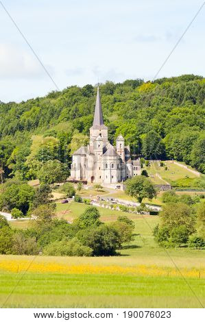 Cultures and church of Notre-Dame de Mont-Devant-Sassey in the department of the Meuse