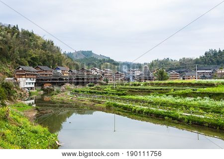 Iew Of Gardens And Covered Bridge In Chengyang