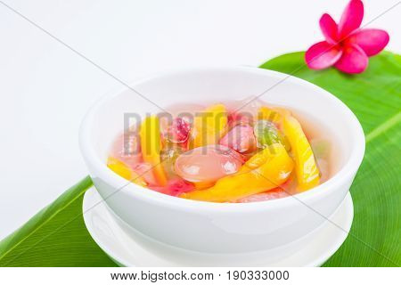 Thai Dessert (ruam Mit)