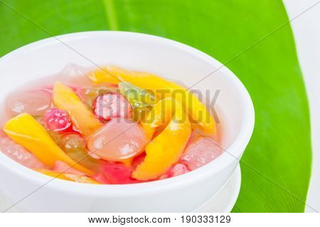 Thai Dessert (ruam Mit)