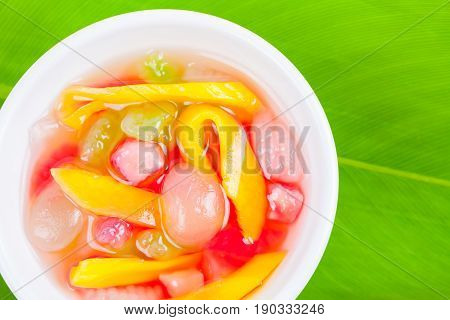 Thai Dessert (ruam Mit)