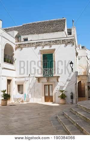 Characteristic alleyway of Locorotondo. Puglia. Southern Italy.