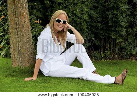 portrait of a woman with sunglasses