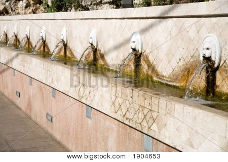Ressorts de Spili