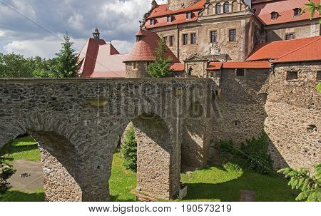 Bridge bridge stone bridge crossing crossroad castle czocha forest polish poland monument old tree leaf green day daylight light natural light,