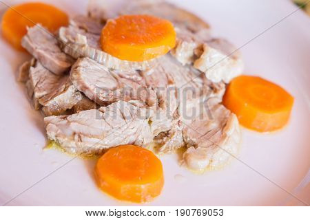 Rost Beef With Carrots And Rosemay