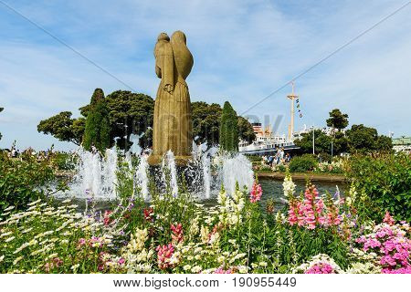 Fountain And Angel Statue In Yamashita Park