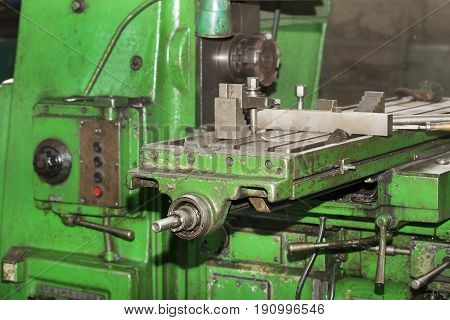 Metalworking machines working mechanisms are shot close-up