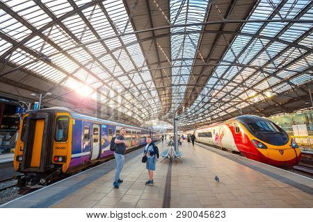 Liverpool, Uk - May 18 2018:liverpool Lime Street Is A Terminus Railway Station Serves The City Cent
