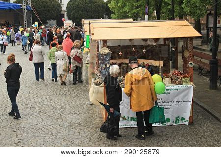 Warsaw, Poland - May 12, 2012: City Fair On The Market Square Of The New Town (rynek Nowego Miasta) 