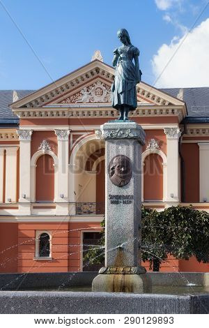 Klaipeda, Lithuania - September 22, 2018: The Statue Of A Annchen Von Tharau Or Muse Of Famous Pruss