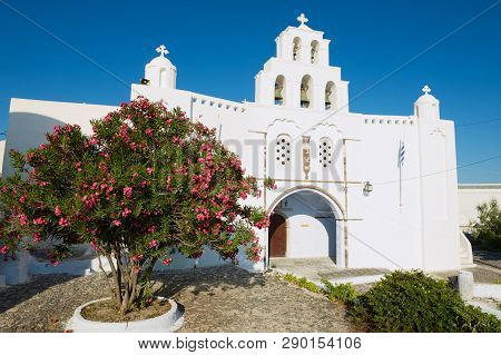 Pyrgos, Greece - August 01, 2012: Church Of Pyrgos Kallistis At Santorini Island In Pyrgos, Greece.