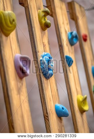 Climbing Grips In Indoor Advanture Facility As A Concept For Business Problems
