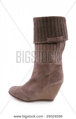 Weibliche Lederstiefel auf der dicken Sohle, isolated on white