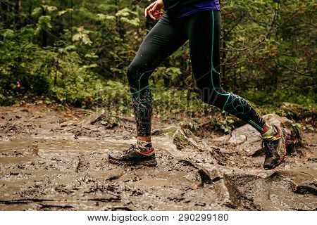 Dirty Feet Woman Runner Running Puddles Of Mud And Water