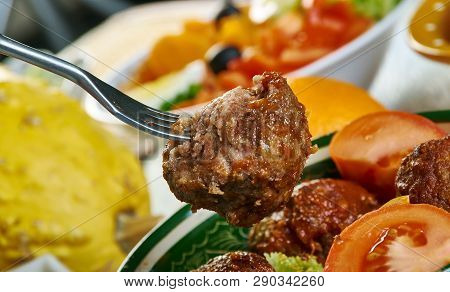 Moroccan Kefta Tagine