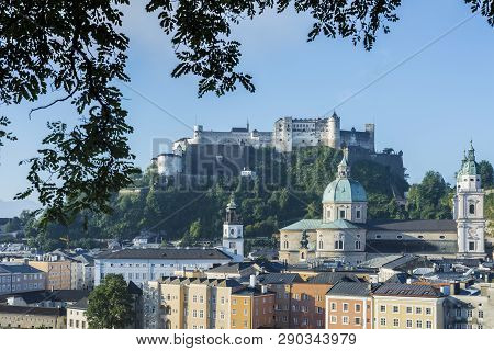 Hohensalzburg Castle (festung Hohensalzburg) In Salzburg, Austria