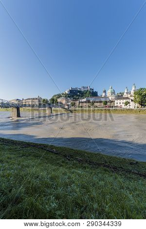 Mozart Bridge (mozartsteg) And Salzach River In Salzburg, Austria