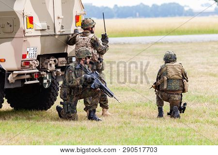 Feldkirchen / Germany - June 9, 2018: German Soldiers On An Exercise At Open Day On Day Of The Bunde